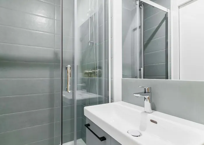 2 Pieces Refait A Neuf Dernier Etage - 19 - 4p - Flat-guest * Παρίσι