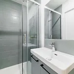 2 Pieces Refait A Neuf Dernier Etage - 19 - 4p - Flat-guest * Paris