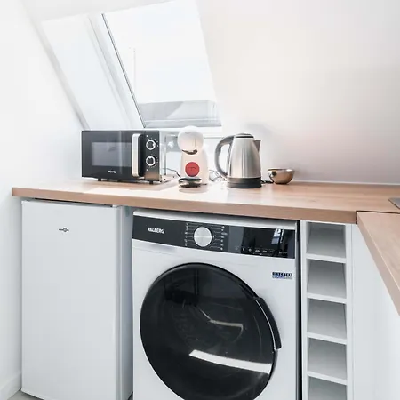 2 Pieces Refait A Neuf Dernier Etage - 19 - 4p - Flat-guest Paris